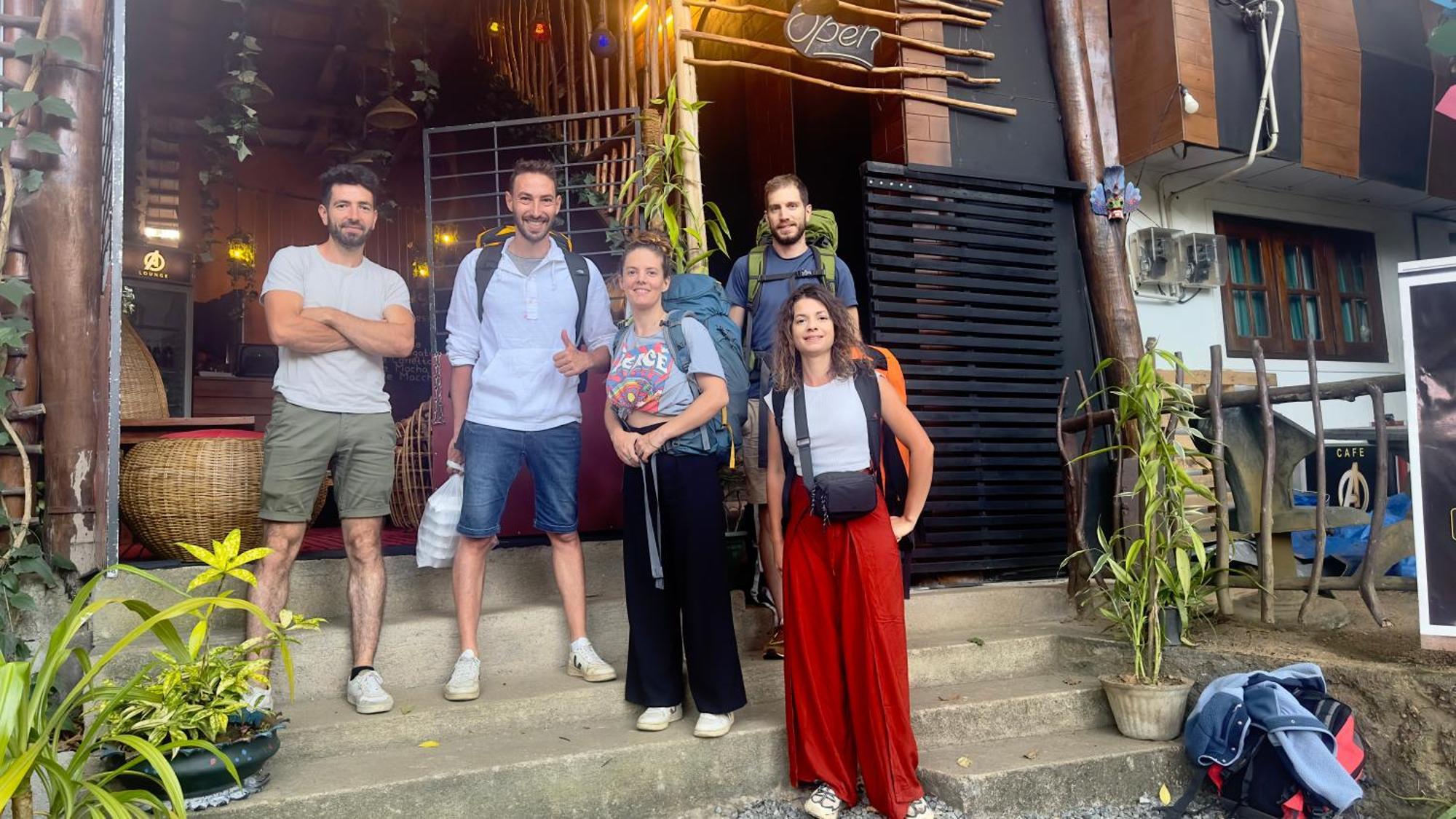 A Lounge Hostel And Cafe Ella Exterior foto
